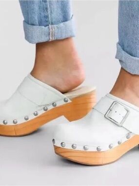 Free People White Leather Clog Mules with Wood-Effect Platform Sz 39
